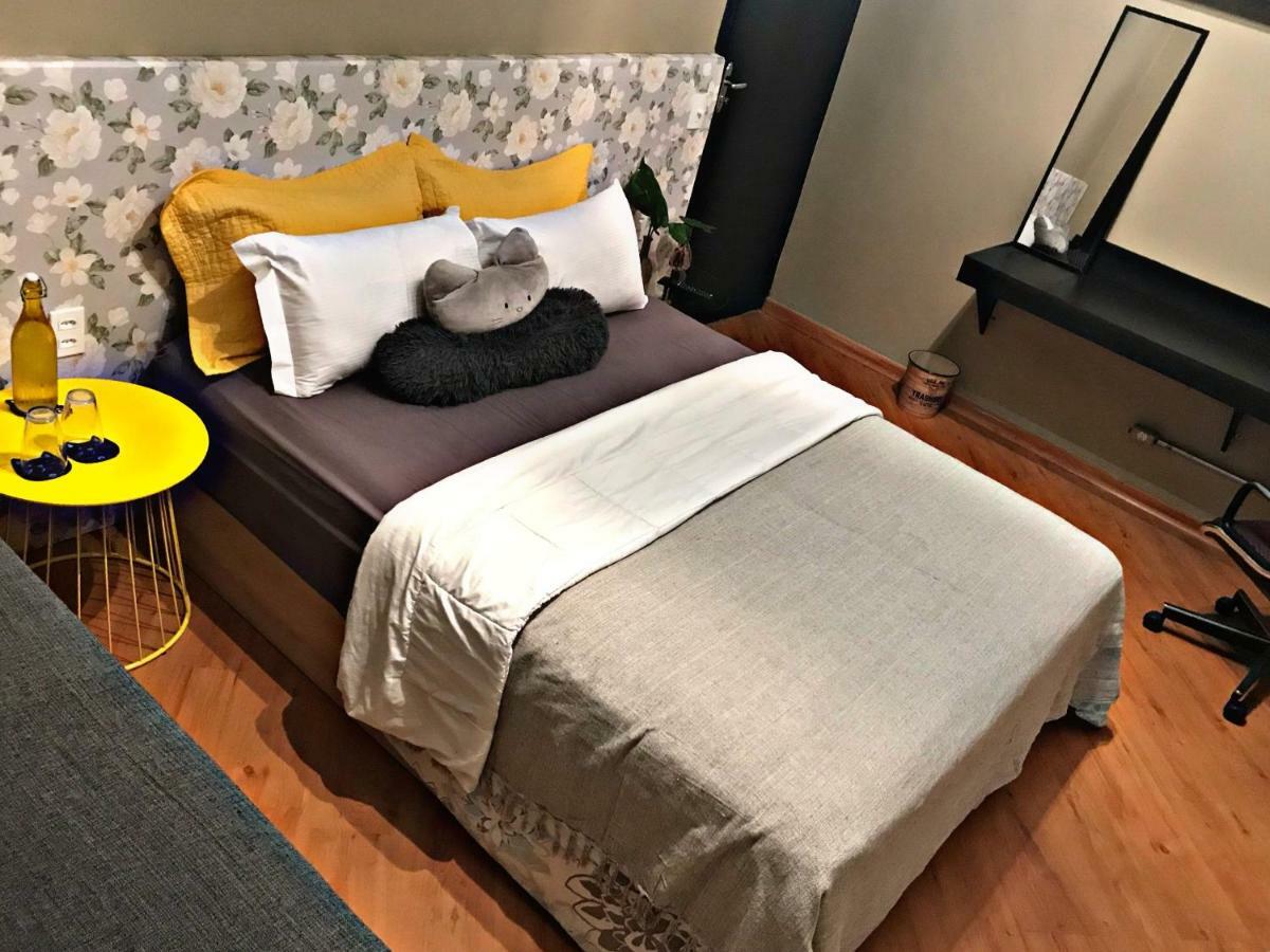 Pousada Casa Dos Gattos - Prox Ao Aeroporto Guarulhos Ngoại thất bức ảnh