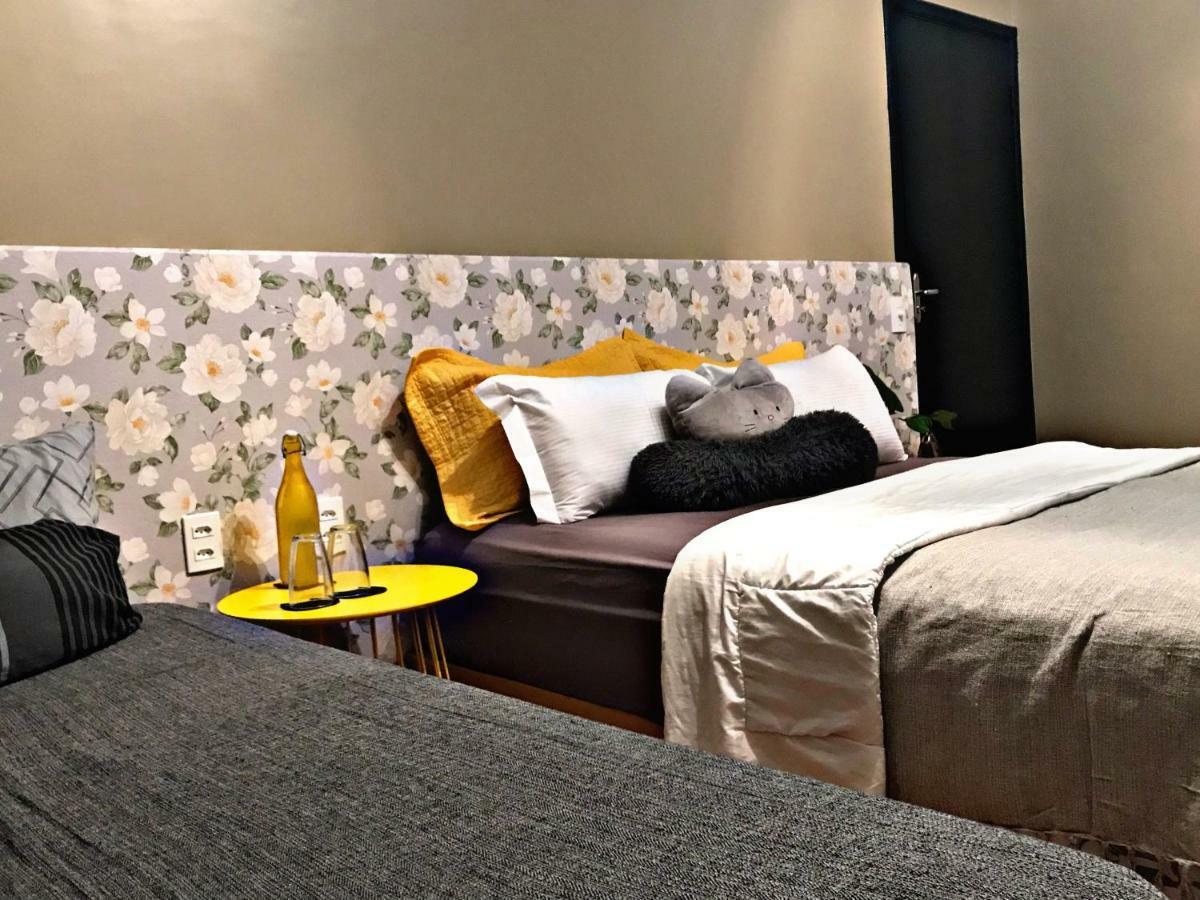 Pousada Casa Dos Gattos - Prox Ao Aeroporto Guarulhos Ngoại thất bức ảnh